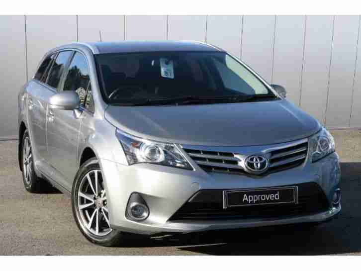 2011 Toyota Avensis Toyota Avensis Diesel Tourer 2.0 D-4D TR 5dr Diesel Grey Man