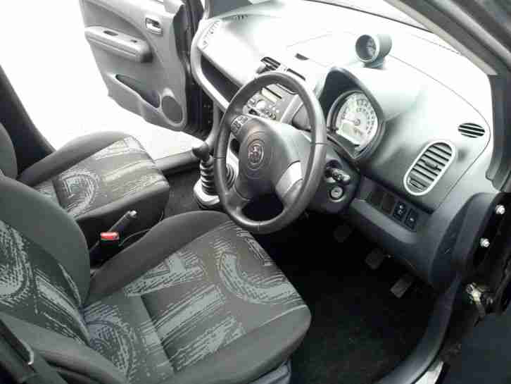 2011 VAUXHALL AGILA SE BLACK