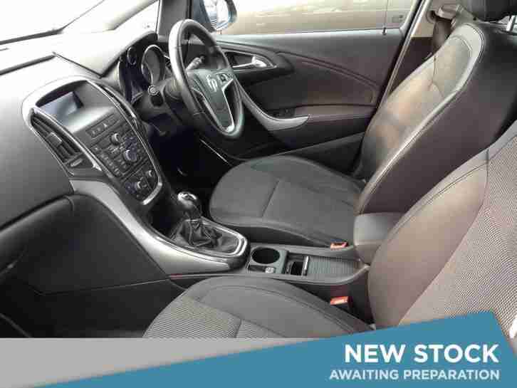 2011 VAUXHALL ASTRA 1.7 CDTi 16V ecoFLEX SE GBP30 Tax 1 Owner + History