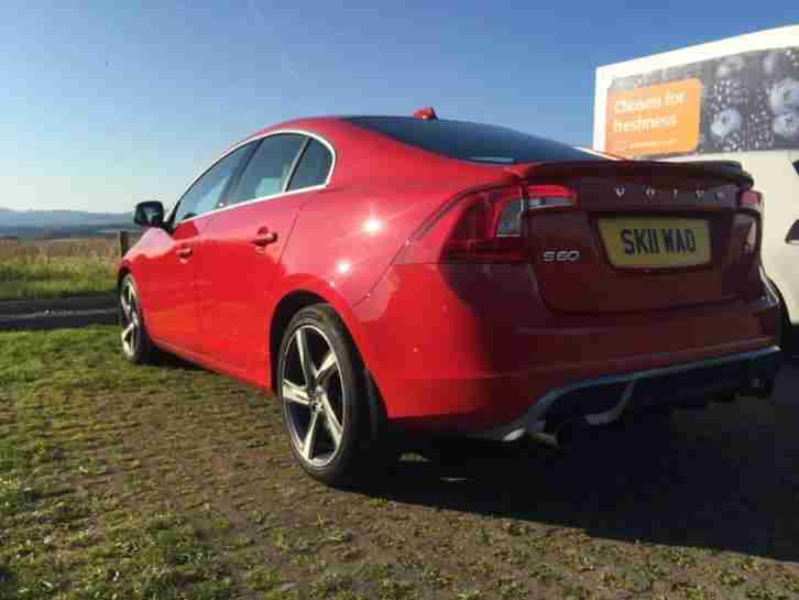 2011 VOLVO S60 R-DESIGN T3 RED - LOW MILEAGE!!!