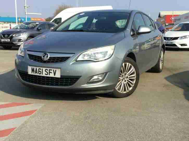 2011 Vauxhall Astra 1.6 i VVT 16v Excite Hatchback 5dr Petrol Manual