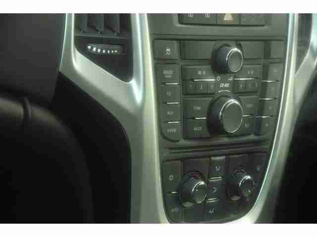 2011 Vauxhall Astra 2.0 Cdti 16V Sri 5Dr Diesel Estate