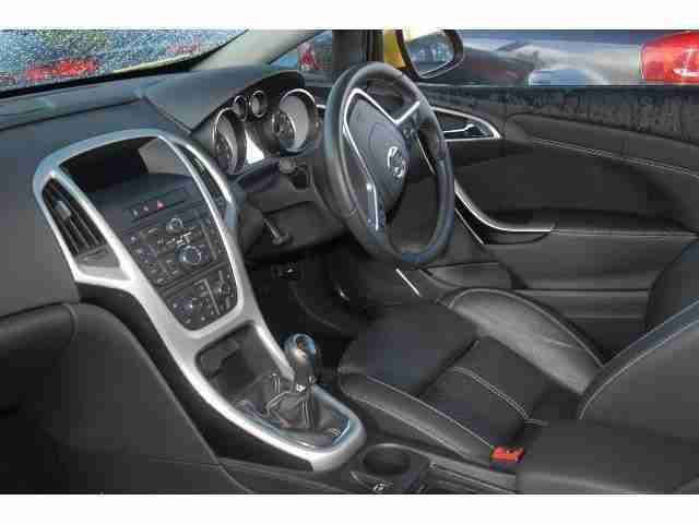 2011 Vauxhall Astra GTC 1.4T 16V Sri 3Dr Petrol Coupe