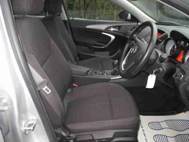 2011 Vauxhall Insignia 2.0 CDTi 16v Exclusiv 5dr