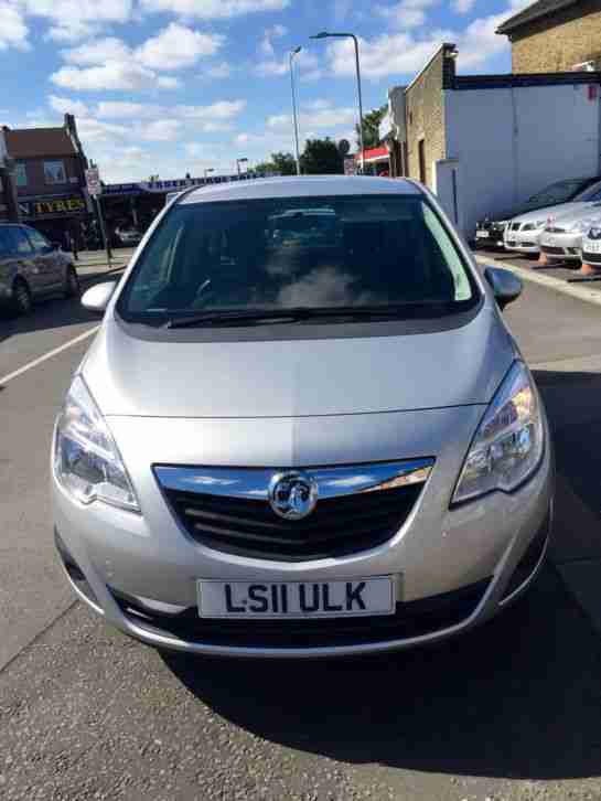 2011 Vauxhall Meriva Exclusiv 1.4L Petrol, Manual Gear 1 owner 32100 miles