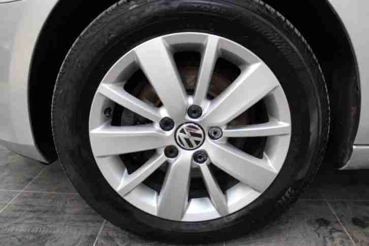 2011 Volkswagen Golf 1.6 TDi 105 Match 5dr 5 door Hatchback