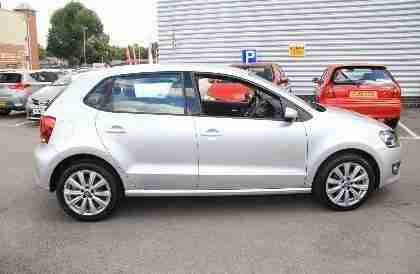 2011 Volkswagen Polo 1.4 SEL 85 PS DSG Petrol Silver SEMI AUTO