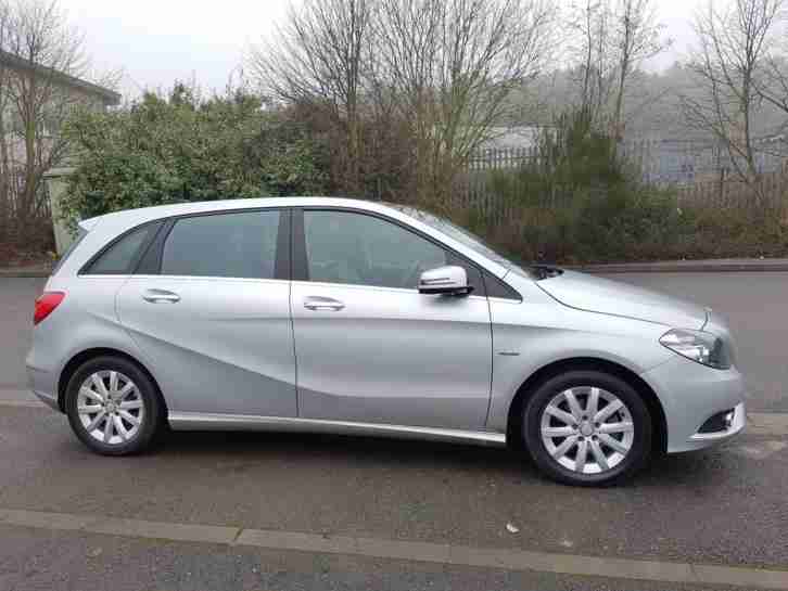 2012 12* MERCEDES-BENZ B180 1.6 AUTO BLUEEFFICIENCY DAMAGED REPAIRED SALVAGE