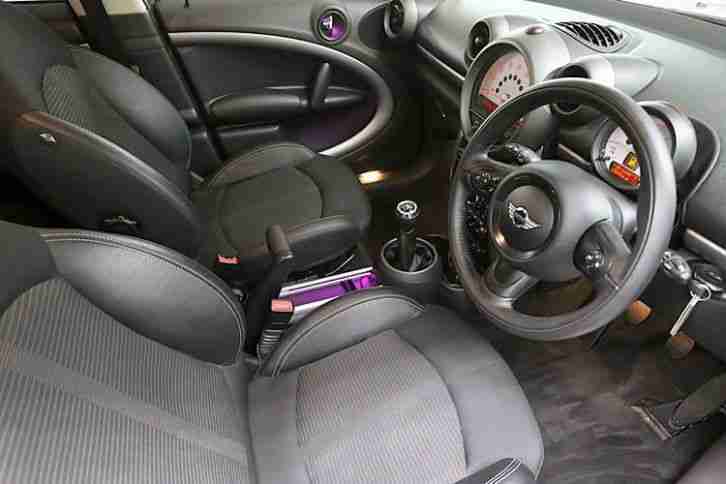 2012 (12 Reg) Mini Cooper 1.6 D Countryman Chili Pack