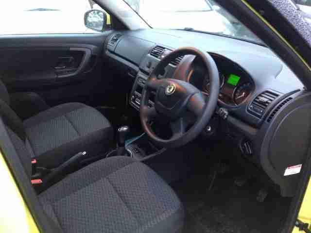 2012 (12) SKODA FABIA 1.2 12V SE