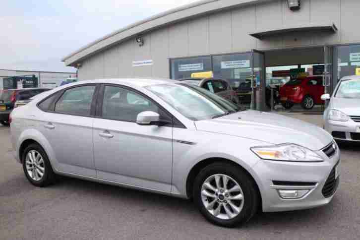 2012 61 MONDEO 1.6 ZETEC 5D 158 BHP