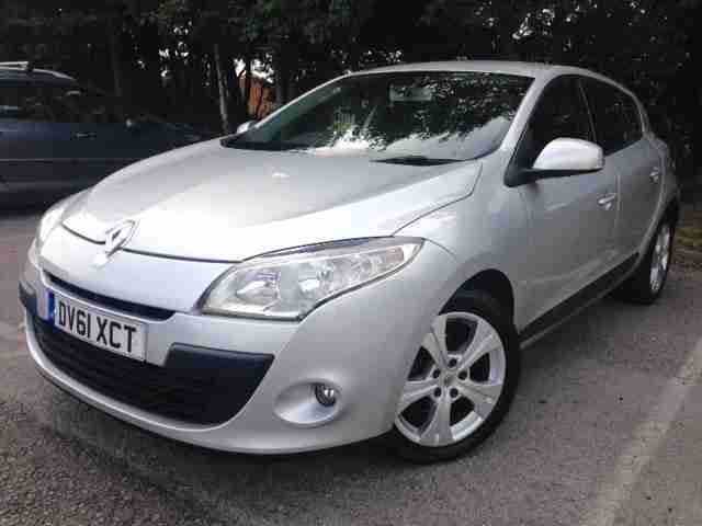 2012 61 RENAULT MEGANE 1.9 dCi DYNAMIQUE TOM TOM ***INC SAT NAV + JUST SERVICED*