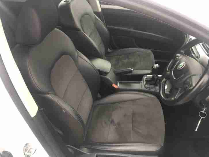 2012 61 SKODA SUPERB 1.6 SE GREENLINE II TDI CR 5D 105 BHP ESTATE DIESEL