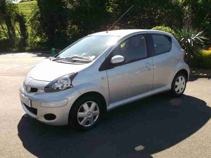 2012 61 Toyota AYGO 1.0VVT-i ( 67bhp ) 2010MY AYGO Ice
