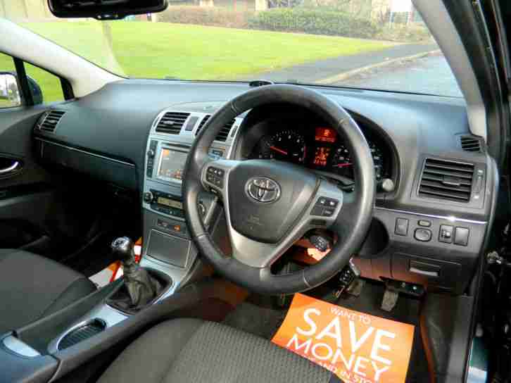 2012 61 Toyota Avensis 2.0 D-4D TR 4dr WITH FSH+SATNAV+BLUETOOTH++