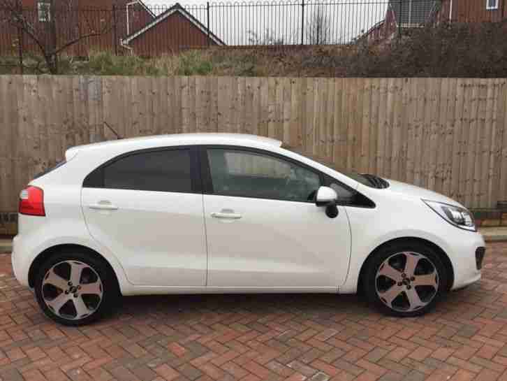 2012 62 KIA RIO 3 ECODYNAMICS 1.4 CRDI 5 DR HATCHBACK *1 OWNER* *30K MILES*