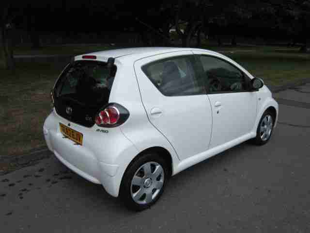 2012 62 REG Toyota AYGO 1.0 VVT-i AYGO Ice A/C + 1/2 LEATHER 1 LADY OWNER