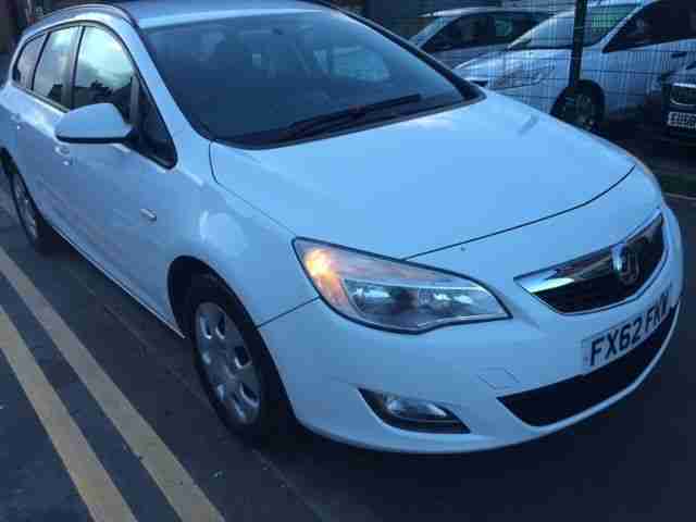 2012 62 REG VAUXHALL ASTRA1.7 CDTI ECOFLEX ESTATE WHITE EX POLICE .