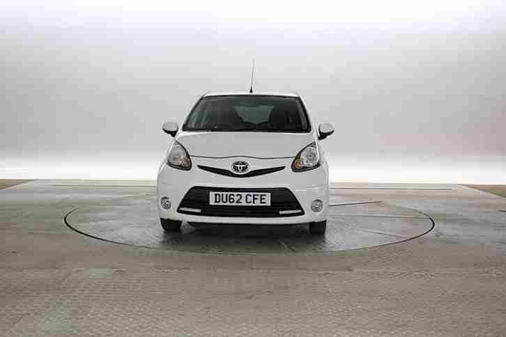 2012 (62 Reg) Toyota Aygo 1.0 Fire MMT White 5 STANDARD PETROL AUTOMATIC