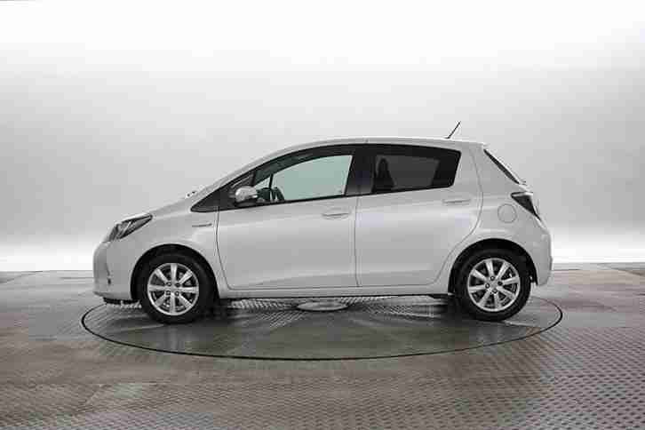 2012 (62 Reg) Toyota Yaris 1.5 T4 Hybrid Met White 5 STANDARD ELECTRICITY AUTOMA