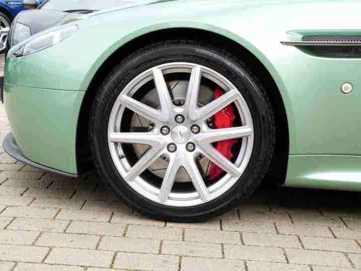 2012 Aston Martin VANTAGE 2dr Sportshift [420] Semi-Auto Coupe