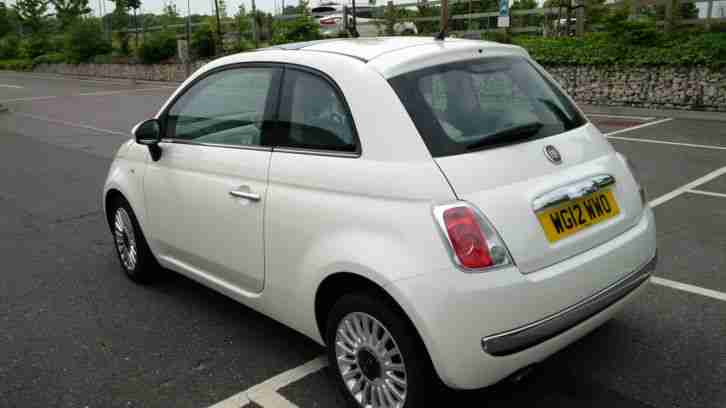 2012 FIAT 500 TWIN AIR LOUNGE 22K **NO RESERVE**