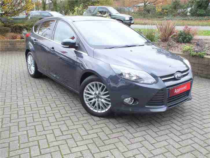2012 Ford Focus ZETEC Petrol grey Manual