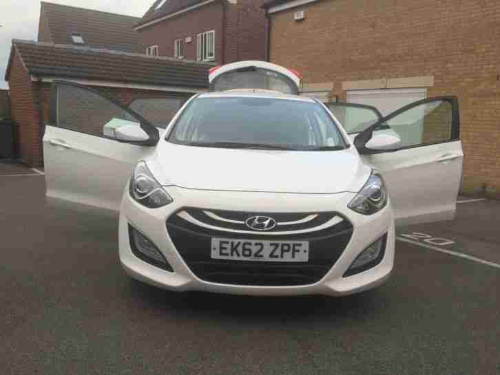 2012 HYUNDAI I30 ACTIVE BLUE DRIVE CRD WHITE * LOW MILEAGE * WARRANTY