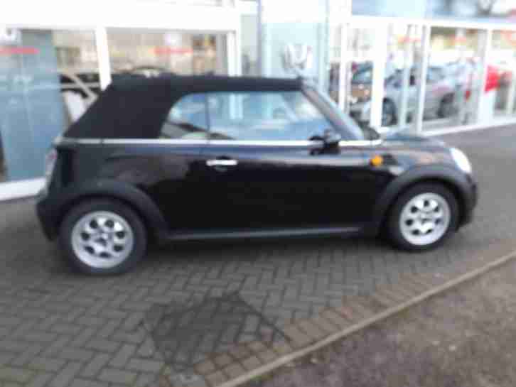 2012 MINI Convertible COOPER Petrol black Manual