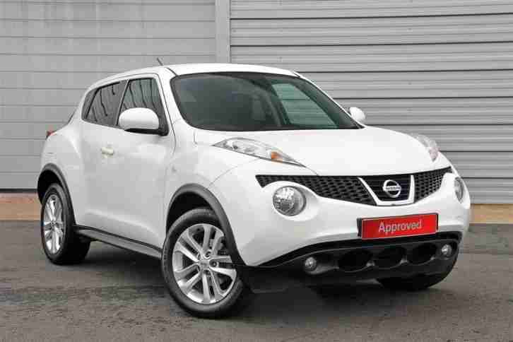 2012 Nissan Juke 1.6 16v Acenta Premium Petrol white Manual