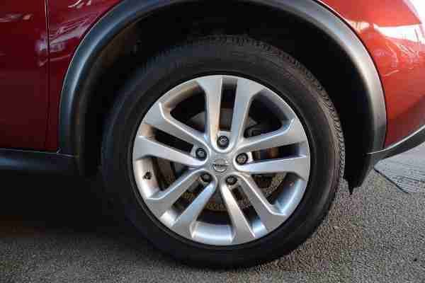 2012 Nissan Juke 1.6 16v Tekna 5-Door Hatchback Red