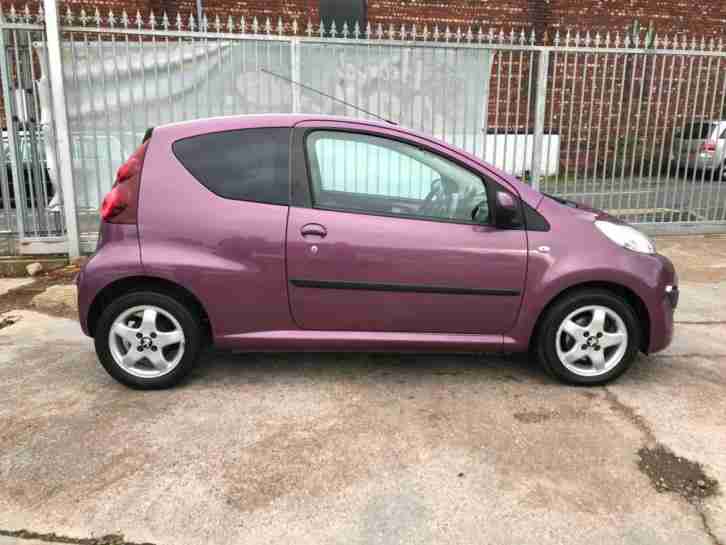 2012 Peugeot 107 1.0 12v ( 68bhp ) Allure, 2 Keys, 12 mth MOT, Stunning Car