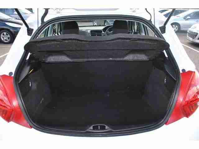 2012 Peugeot 208 1.2 Vti Access+ 5Dr Petrol Hatchback
