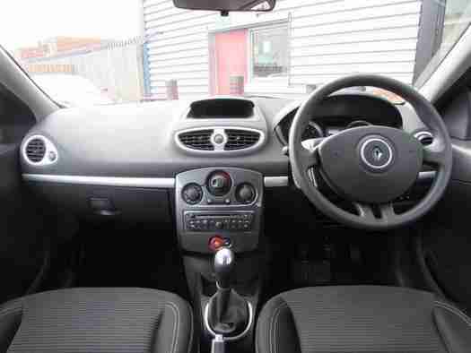 2012 Renault Clio 1.2 16V Expression+ 3 door Petrol Hatchback
