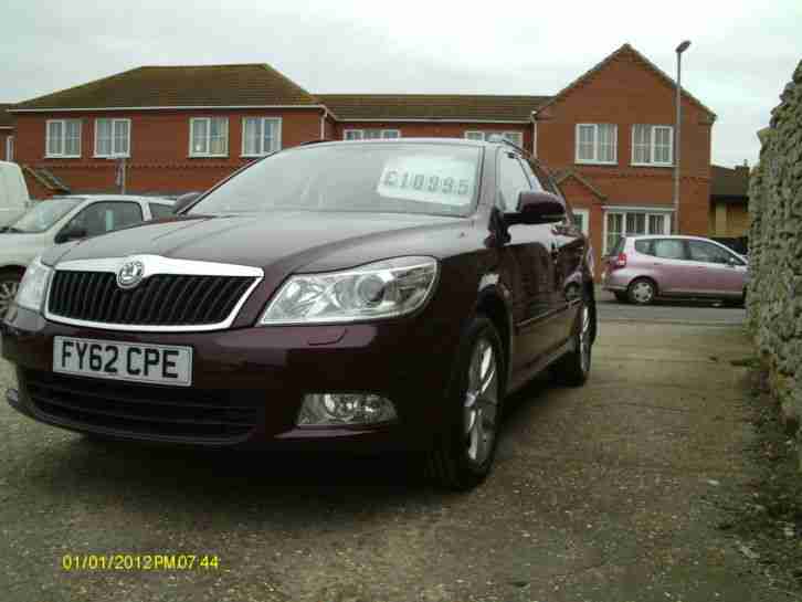 2012 SKODA OCTAVIA ELEGANCE TDI CR MAROON