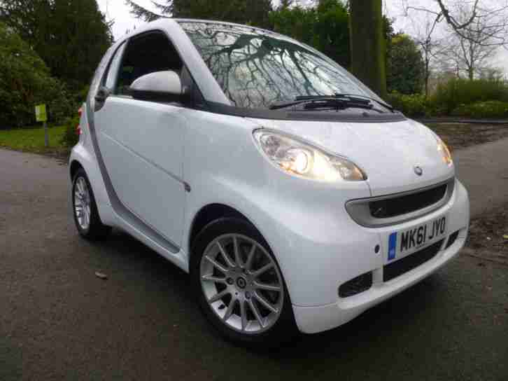2012 Smart fortwo CDi DIESEL AUTO Passion,83MPG,SATNAV,PANROOF,AIRCON,£0TAX,FSH
