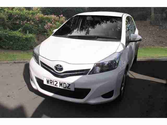 2012 Toyota Yaris 1.33 Vvt-I Tr 3Dr Petrol Hatchback