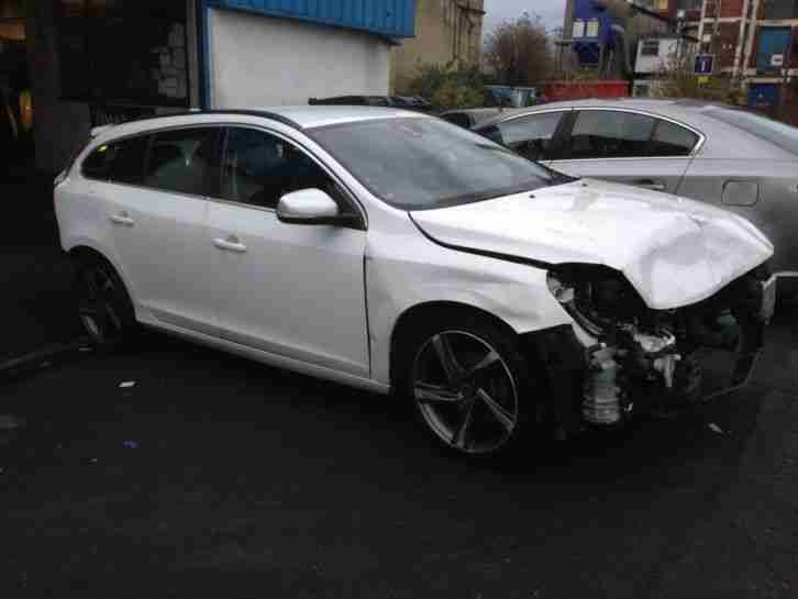 2012 VOLVO V60 R-DESIGN DAMAGED SALVAGE REPAIRABLE