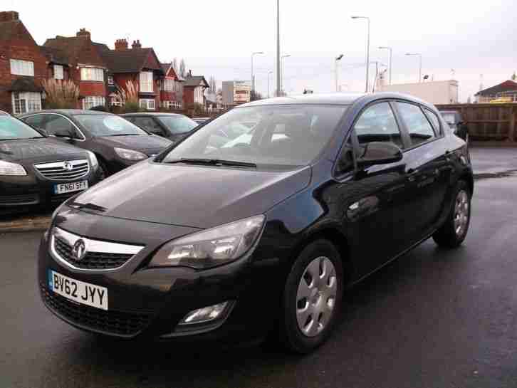2012 Vauxhall Astra 1.7 CDTi 16V ecoFLEX Exclusiv 5dr [99gkm] 5 door Hatchback