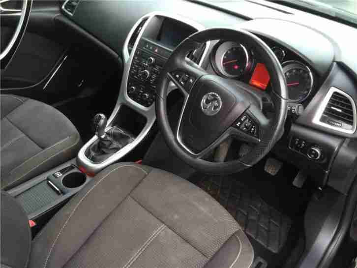 2012 Vauxhall Astra SRi VVT Petrol Black Manual