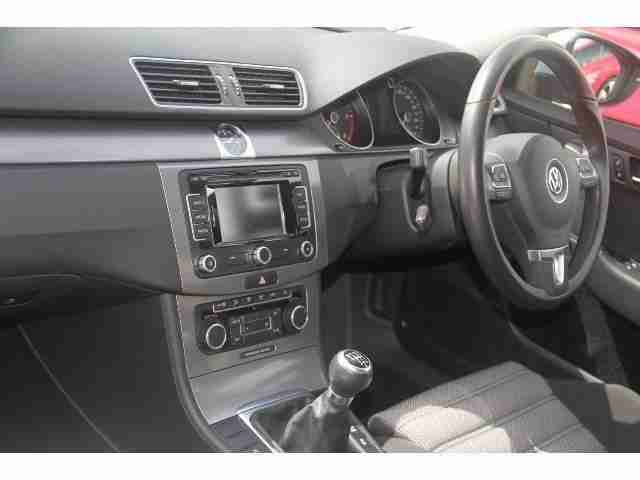 2012 Volkswagen Passat 1.6 Tdi Bluemotion Tech Sport 4Dr Diesel Saloon