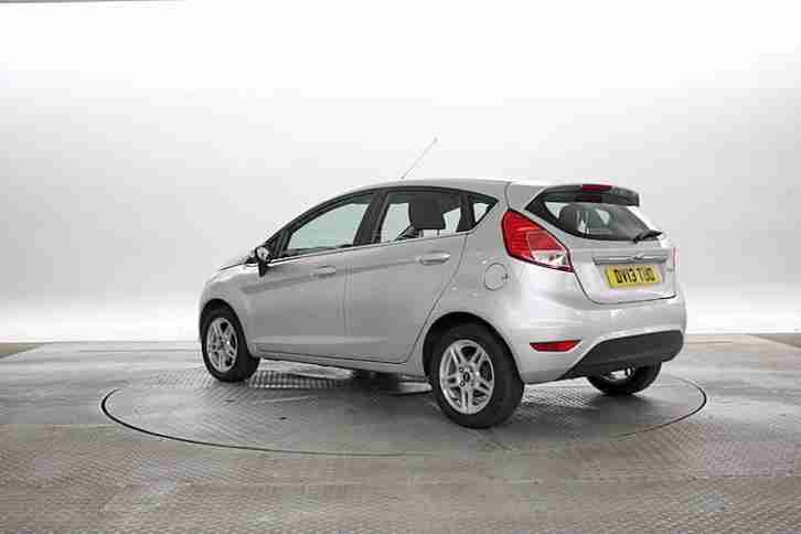 2013 (13 Reg) Ford Fiesta 1.25 Zetec Moondust Silver 5 STANDARD PETROL MANUAL
