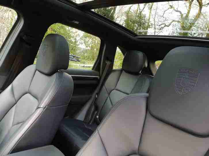 2013"13 reg Porsche Cayenne 3.0 V6 ........GTS Spec ** £20k Extras **