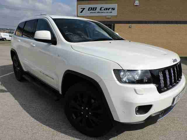 2013 62 JEEP CHEROKEE 3.0 CRD V6 AUTO LIMITED 4X4 *SAT NAV + PAN ROOF + FULL S/H