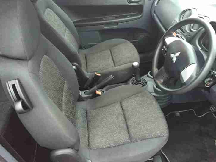 2013 62 Mitsubishi Colt 1.1 CZ1 3 door hatchback