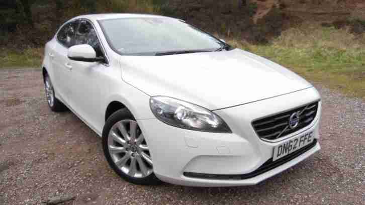 2013 62 V40 1.6 D2 SE LUX NAV 5D 113