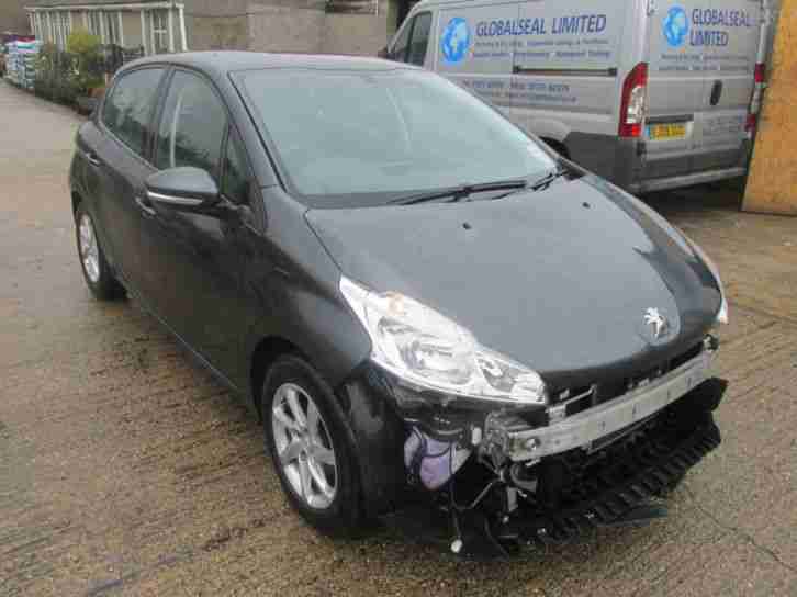 2013, 63 REG PEUGEOT 208 1.2 ACTIVE VERY LIGHT DAMAGED SALVAGE, SPARES OR REPAIR