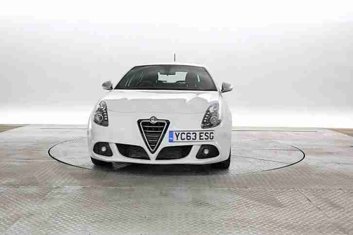 2013 (63 Reg) Alfa Romeo Giulietta 1.6 JTDm-2 Veloce White 5 STANDARD DIESEL MAN
