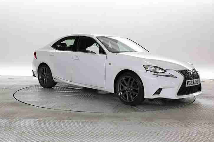 2013 (63 Reg) IS 300H 2.5 F Sport White