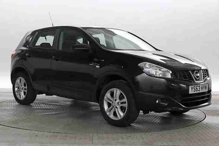2013 (63 Reg) Nissan Qashqai 1.6 Acenta 4x2 Black 5 STANDARD PETROL MANUAL
